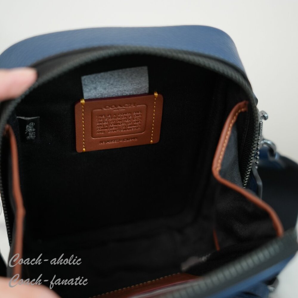 NWT Coach CL948 Stanton Crossbody Bag In Refined Pebble Leather Deep Blue - Picture 8 of 12